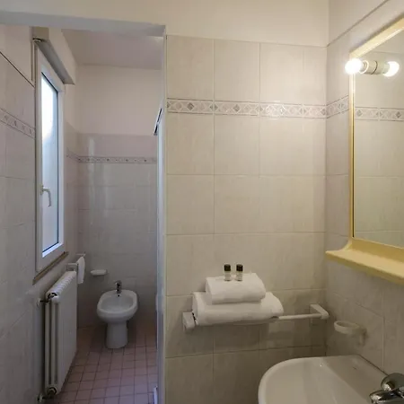 Royal Apartment *