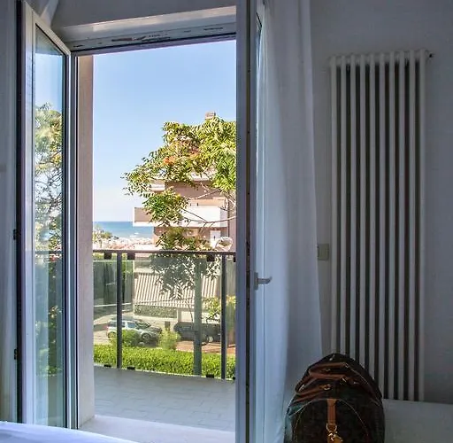 Royal Lägenhet Rimini