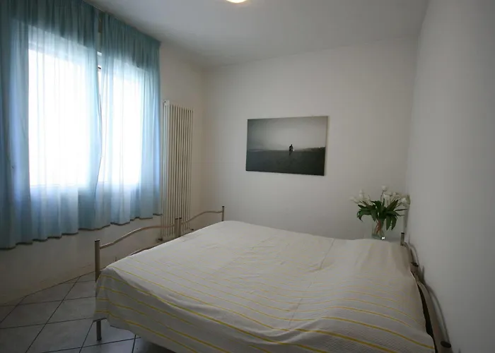 Royal * רימיני