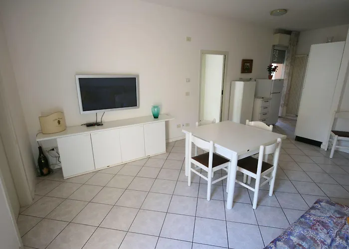 Royal * רימיני